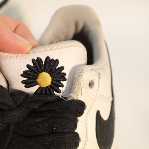 NIKE AIR FORCE 1 LOW PARANOISE WHITE/BLACK 10.5 - Picture 2 of 7